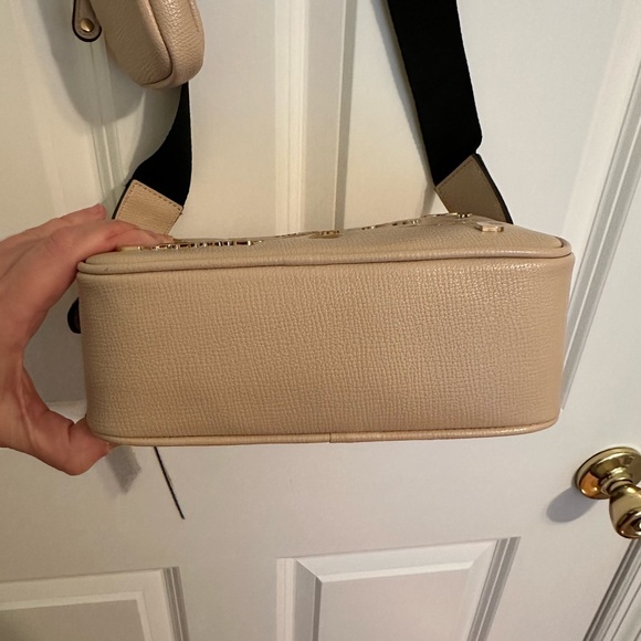 Karl Lagerfeld Paris Maybelle Crossbody - Picture 10 of 13